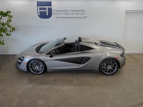 Used 2020 McLaren 570S image 33