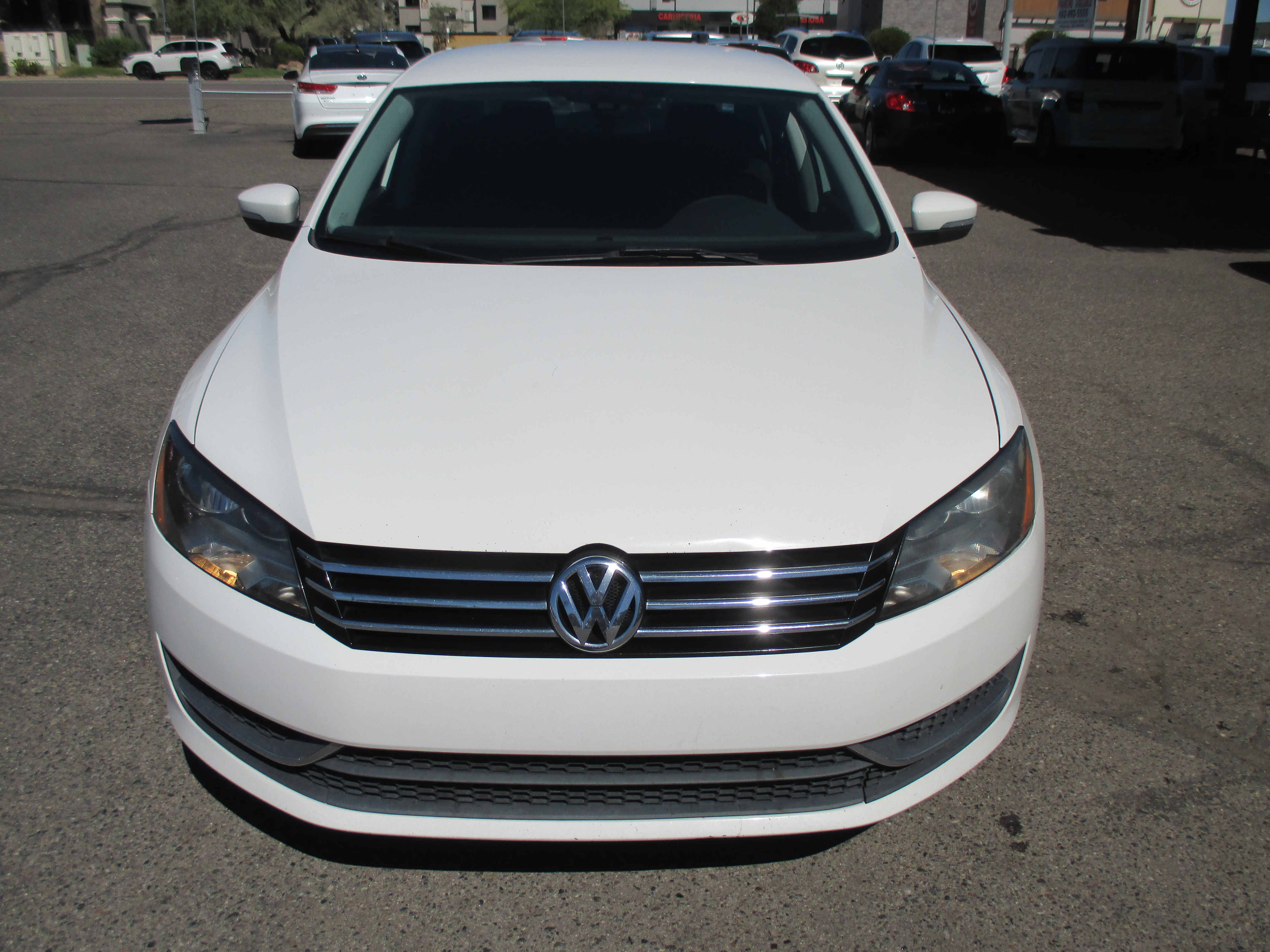 Used 2013 Volkswagen Passat 2.0T SEL Premium FWD image 12