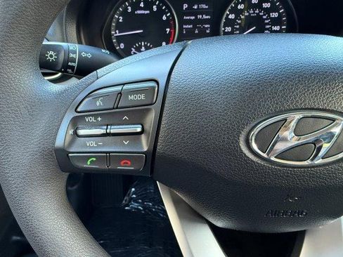 Used 2020 Hyundai Elantra GT image 18