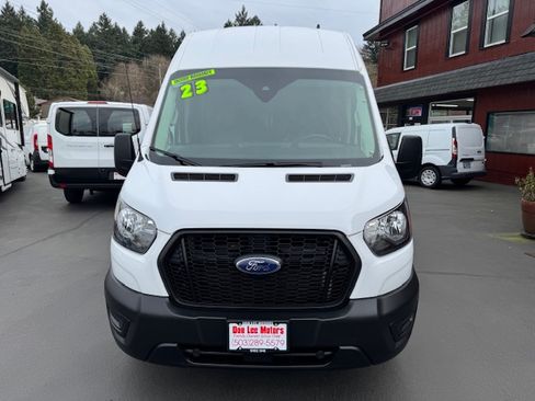 Used 2023 Ford Transit 250 image 25