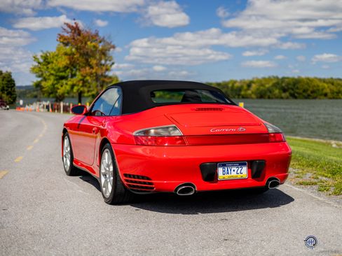 Used 2004 Porsche 911 Carrera 4S Cabriolet AWD/4WD image 42