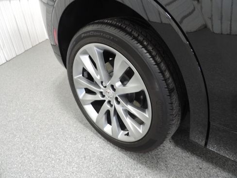 Used 2023 Buick Envision Avenir image 14