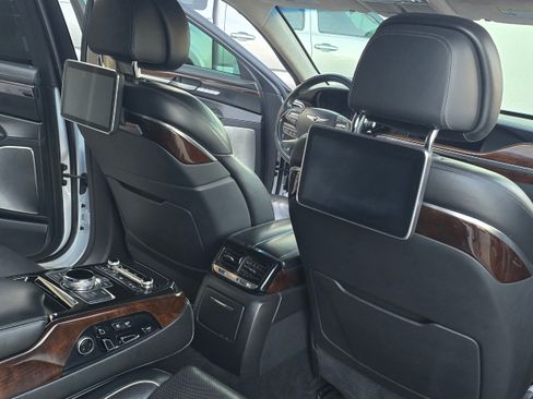 Used 2018 Genesis G90 5.0 Ultimate image 30