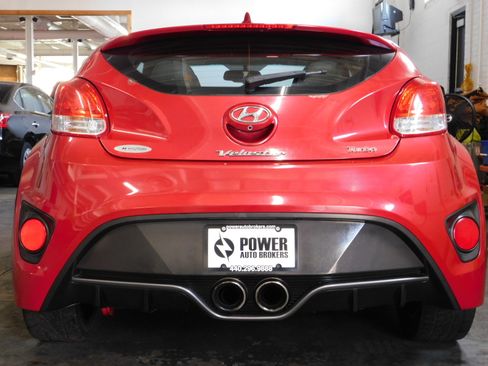 Used 2016 Hyundai Veloster Turbo image 7