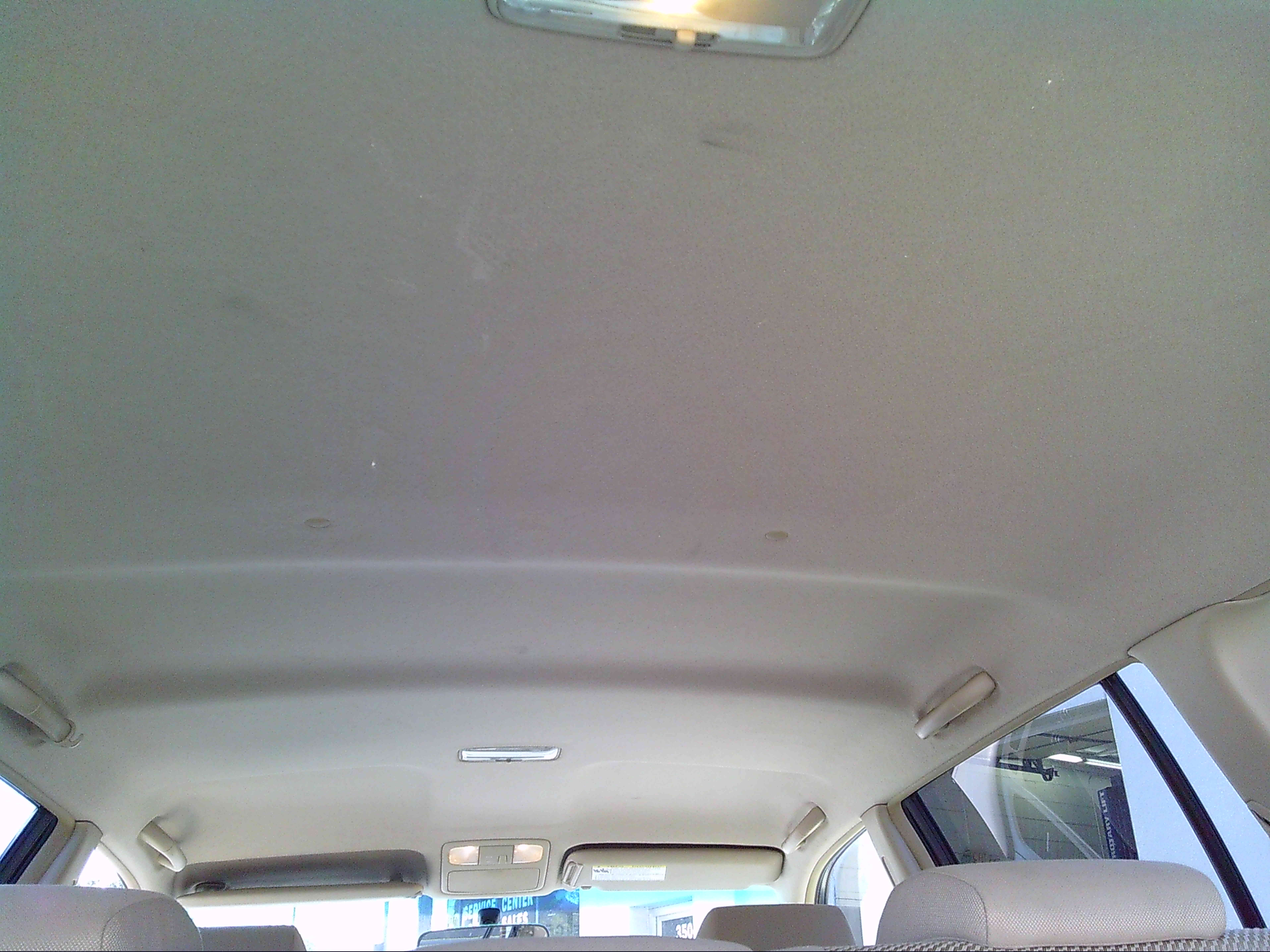 Used 2005 Toyota Highlander 2WD V6 w/ 3rd Row image 16
