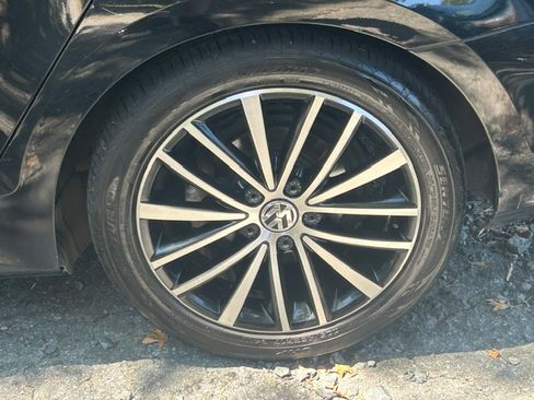 Used 2016 Volkswagen Jetta Sport Sedan FWD image 26