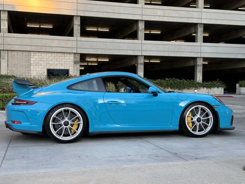 Used 2018 Porsche 911 GT3 image 10