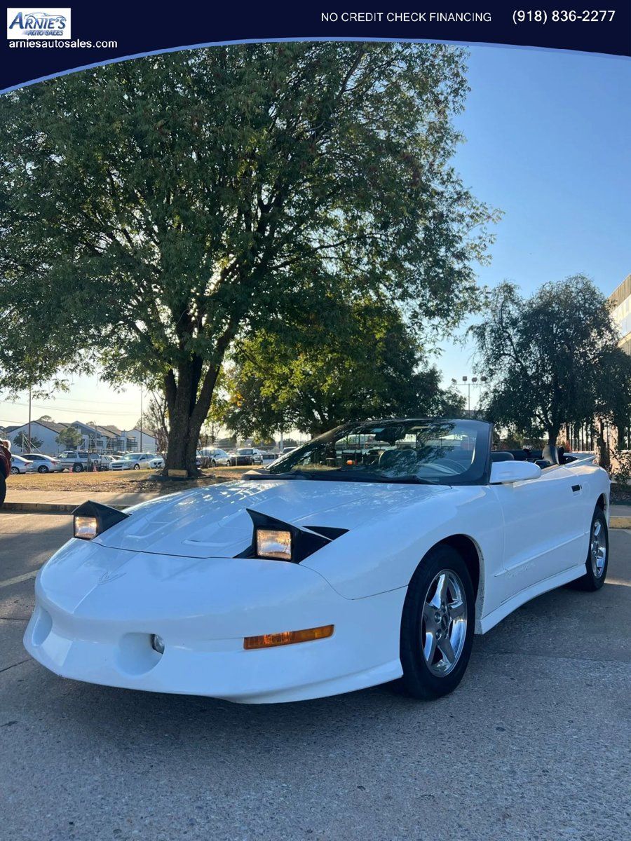 Used 1996 Pontiac Firebird Trans Am RWD image 1