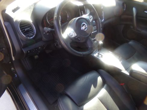 Used 2012 Nissan Maxima SV image 10