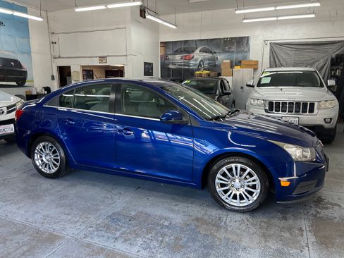 Used 2012 Chevrolet Cruze Eco image 8