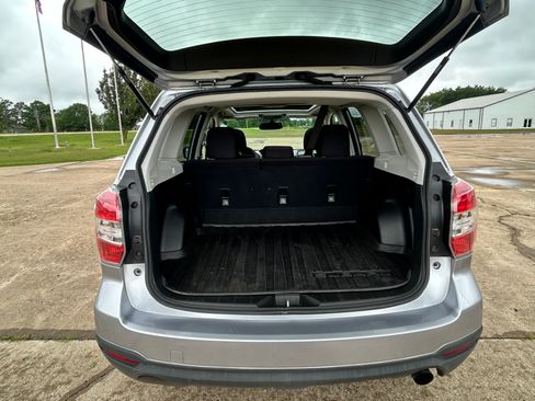 Used 2015 Subaru Forester 2.5i Premium AWD/4WD image 18