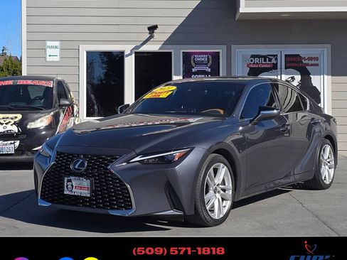 Used 2021 Lexus IS 300 image 3