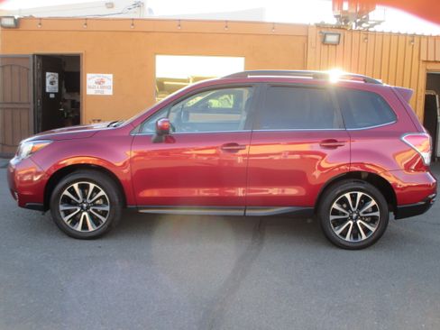 Used 2018 Subaru Forester 2.0XT Premium image 1