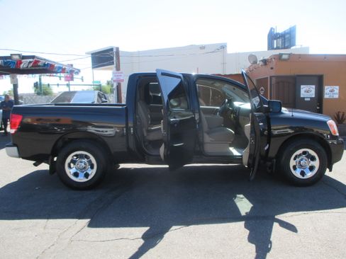 Used 2014 Nissan Titan S Pickup 4D 5 1/2 ft RWD image 13