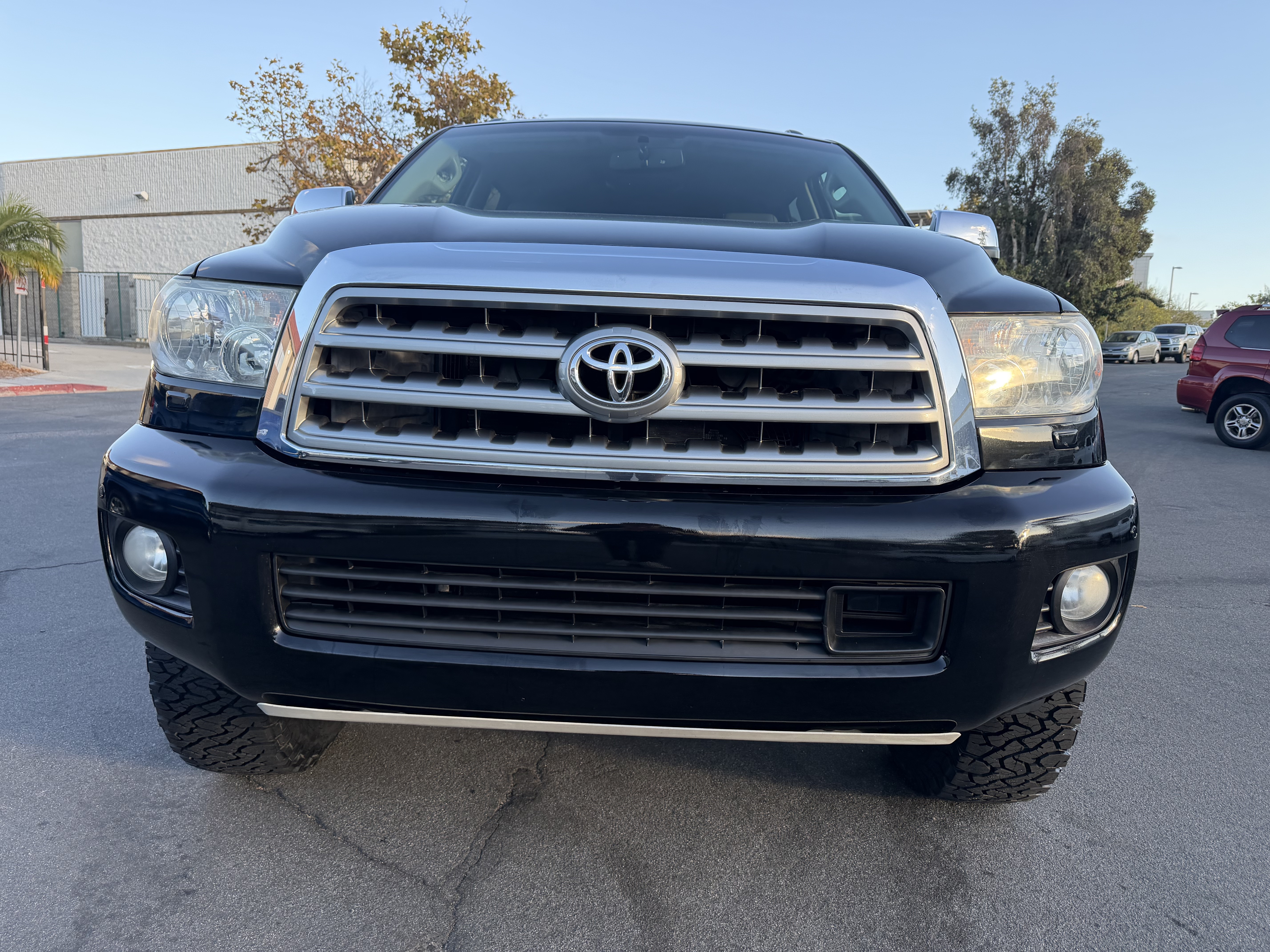 Used 2011 Toyota Sequoia Platinum AWD/4WD image 10