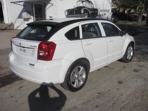 Used 2011 Dodge Caliber Mainstreet image 4