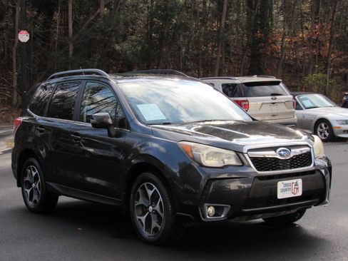 Used 2014 Subaru Forester 2.0XT Touring image 15