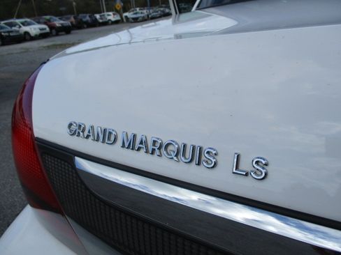 Used 2008 Mercury Grand Marquis LS image 43