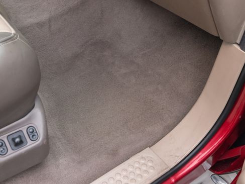 Used 2003 Ford Excursion Eddie Bauer image 45