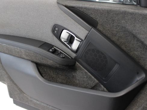 Used 2019 BMW i3 image 26