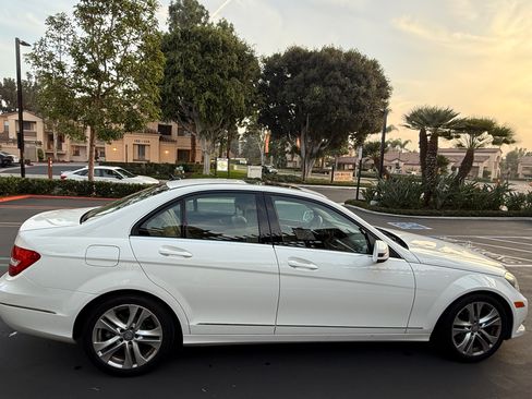 Used 2013 Mercedes-Benz C 250 image 8