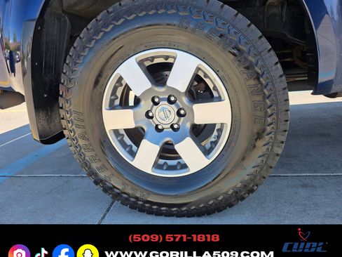 Used 2011 Nissan Frontier 4x4 Crew Cab PRO-4X image 22