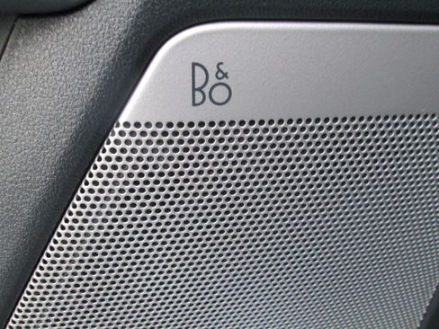 Used 2021 Ford F150 Lariat AWD/4WD image 6