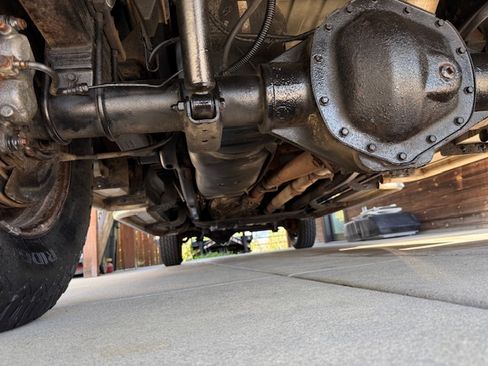 Used 2004 Dodge Ram 3500 Truck SLT image 23