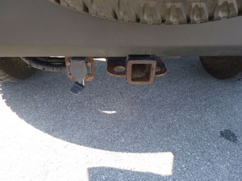 Used 2015 Jeep Wrangler Sport image 10