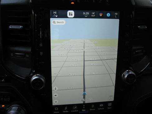 Used 2023 RAM 1500 Limited image 19