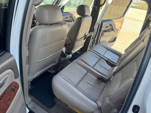 Used 2004 Toyota Tundra Limited image 28