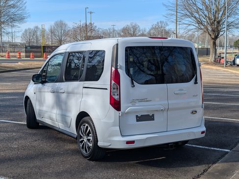 Used 2014 Ford Transit Connect XLT image 4