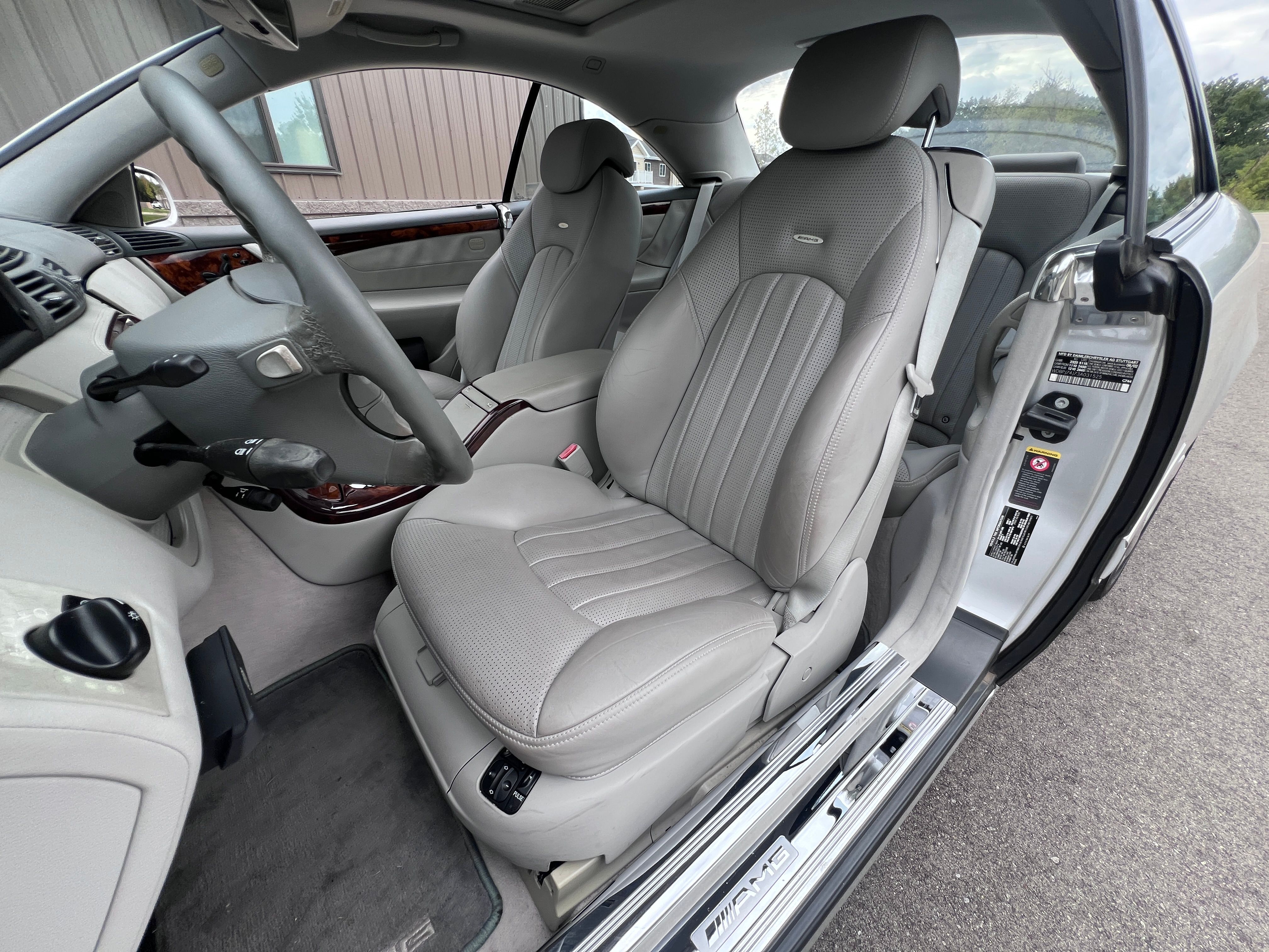 Used 2003 Mercedes-Benz CL 55 AMG image 20