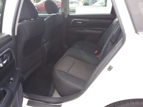 Used 2017 Nissan Altima 2.5 SR image 6