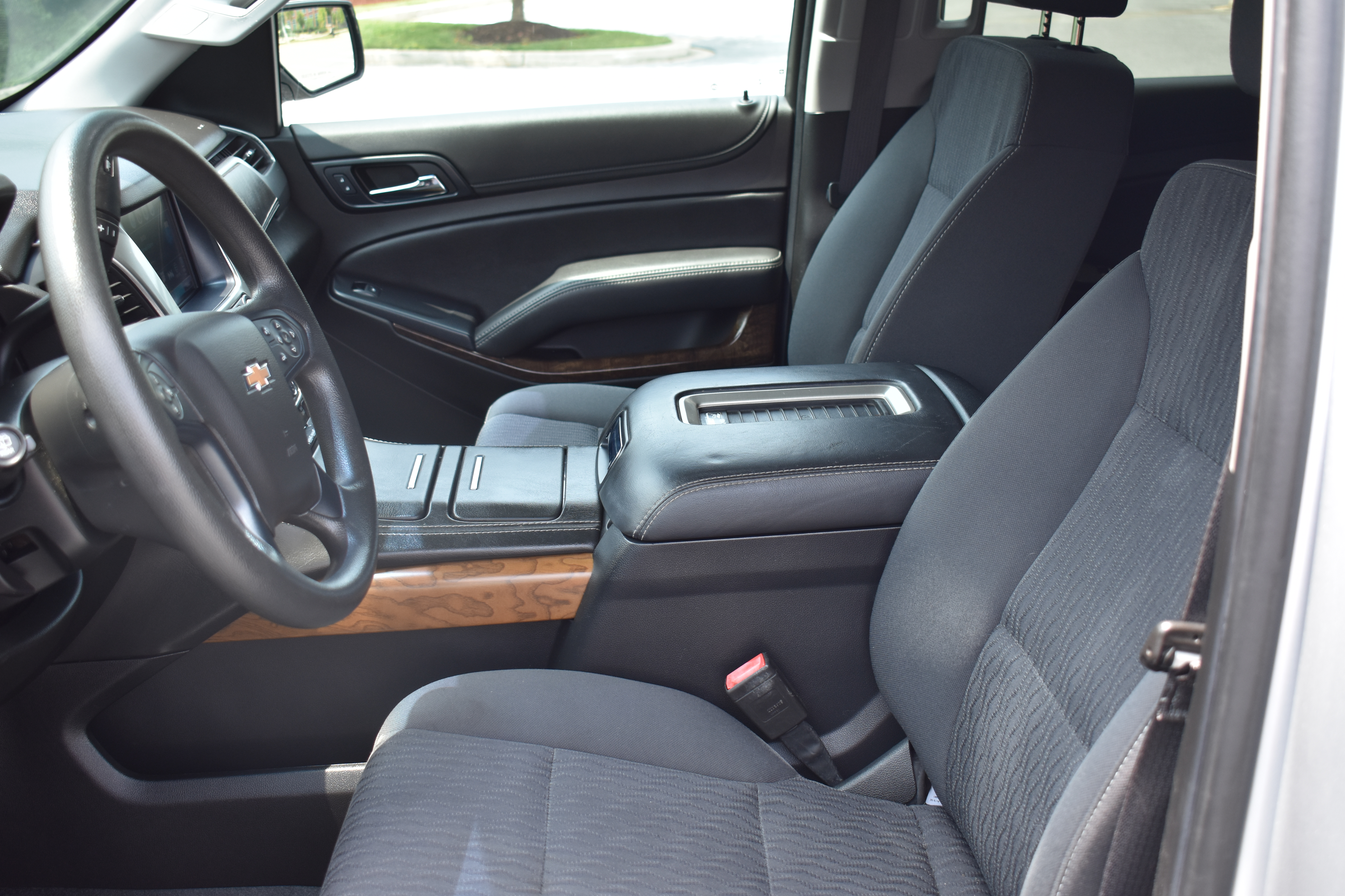 Used 2019 Chevrolet Tahoe 4WD image 19