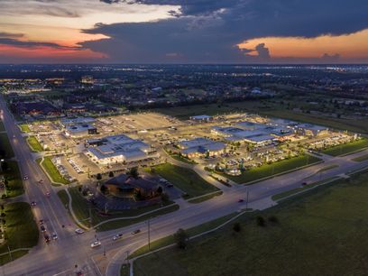 Walser Auto Campus - Wichita