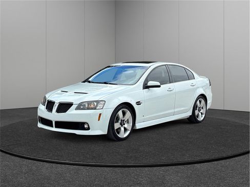 Used 2009 Pontiac G8 GT image 4