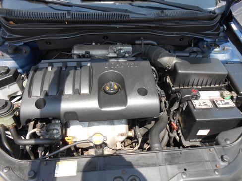 Used 2010 Hyundai Accent GL image 19