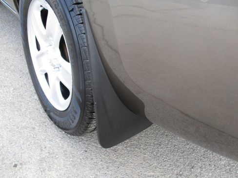 Used 2011 Toyota RAV4 image 13