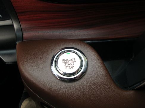 Used 2022 Lincoln Aviator Reserve image 18