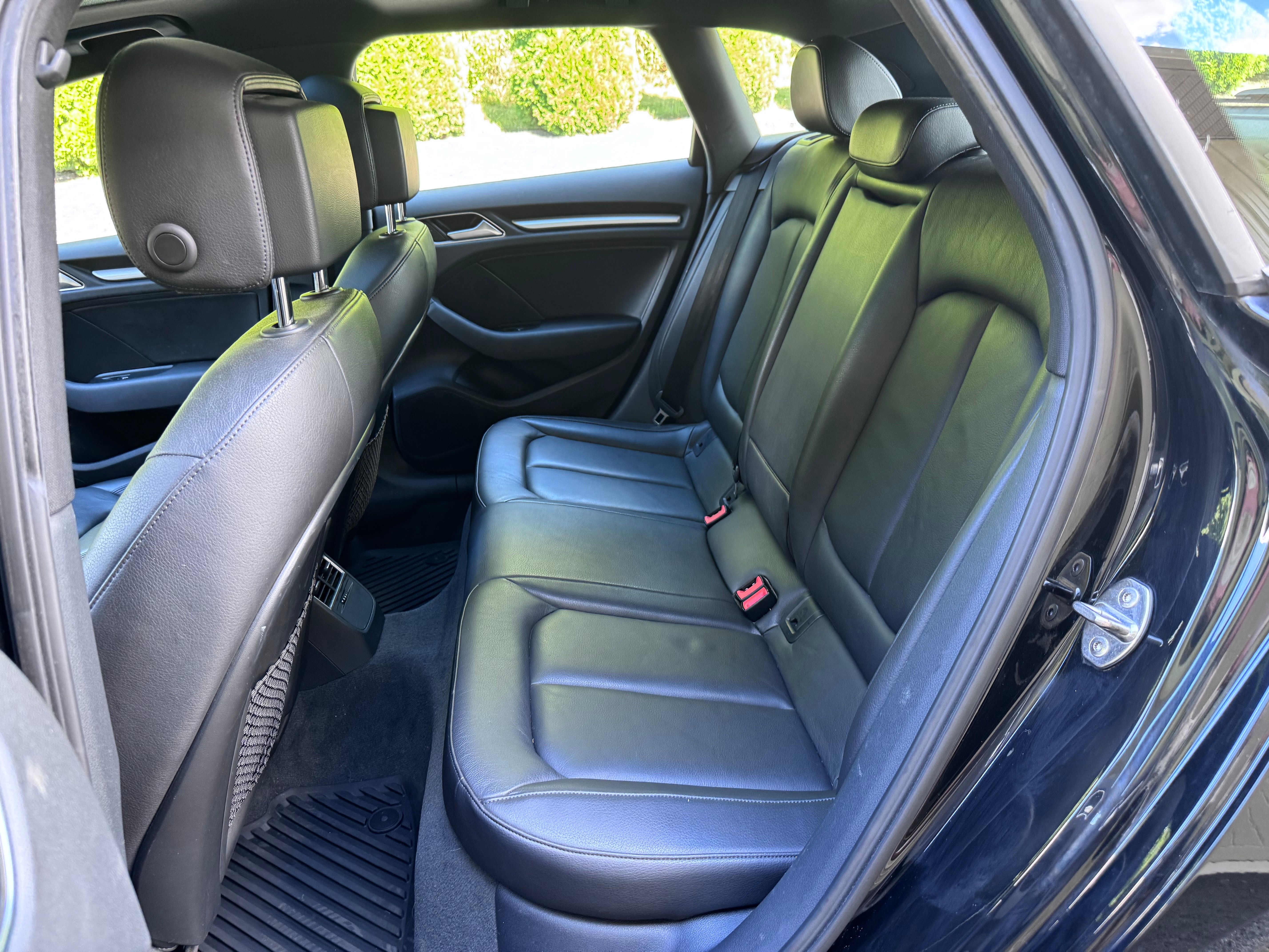 Used 2016 Audi A3 e-tron Premium FWD image 16