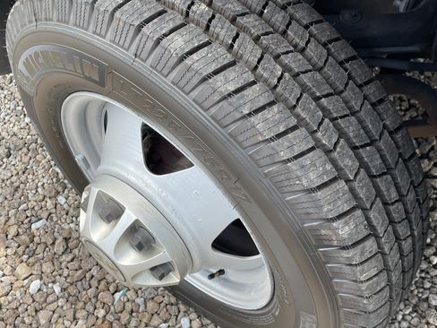 Used 2009 Chevrolet Silverado 3500 W/T image 12