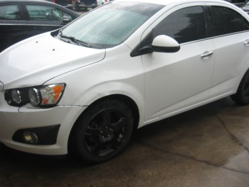 Used 2015 Chevrolet Sonic LTZ Sedan FWD image 1