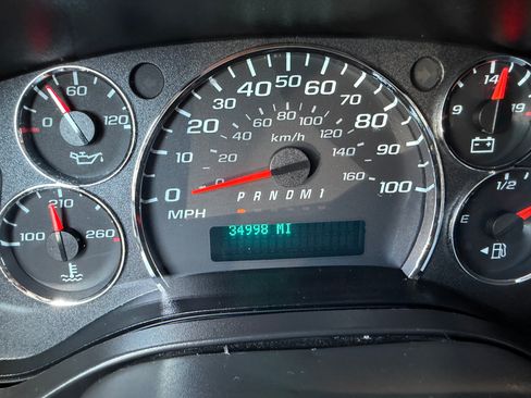 Used 2023 GMC Savana 2500 UNAVAIL RWD image 13