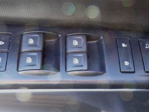 Used 2019 Chevrolet Silverado 2500 LT image 12