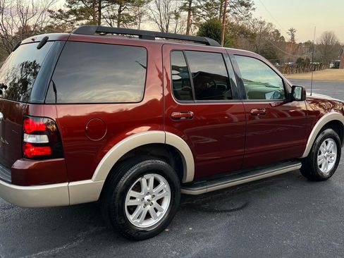 Used 2009 Ford Explorer Eddie Bauer image 7