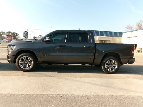 Used 2021 RAM 1500 Big Horn image 9