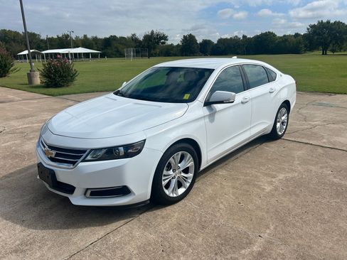 Used 2015 Chevrolet Impala LT image 1