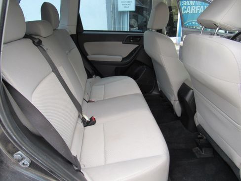 Used 2014 Subaru Forester 2.5i Premium AWD/4WD image 15