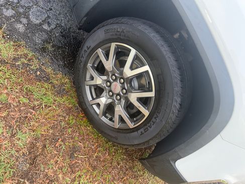 Used 2020 GMC Acadia FWD SLE w/ SLE-1 image 51